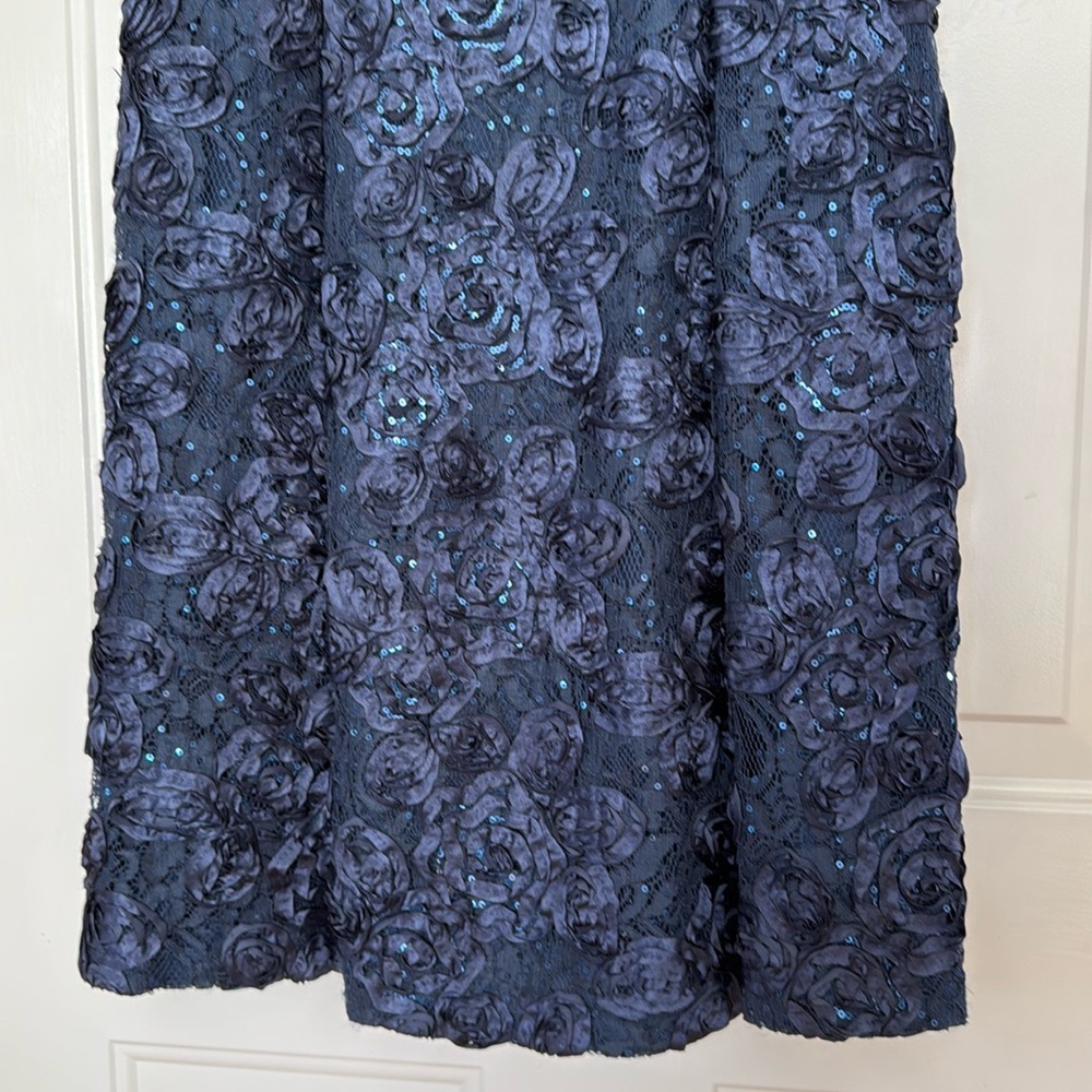 Alex Evenings Navy Gown - Size 10P - Picture 9 of 16
